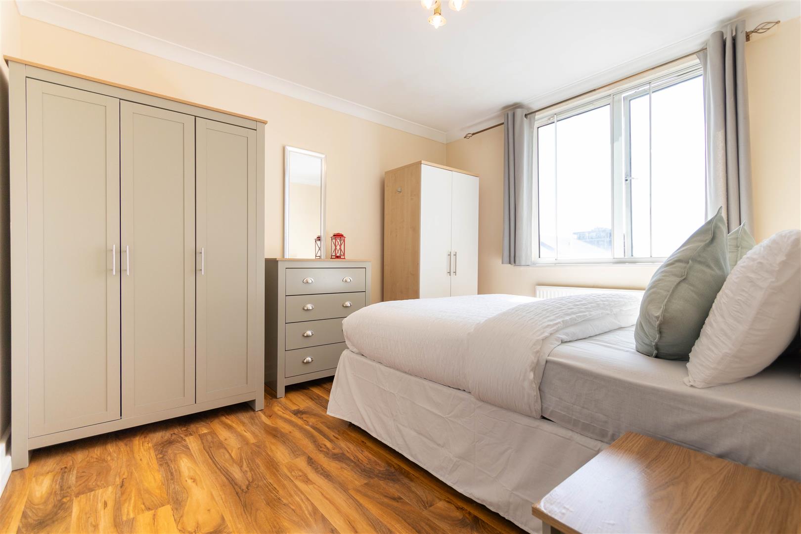 Regent Court, Northbank, St Johns Wood